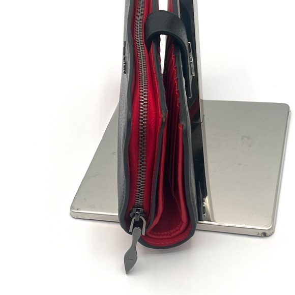 Christian Louboutin Authentic Calfskin Paloma Wallet - EUC - Picture 5 of 14